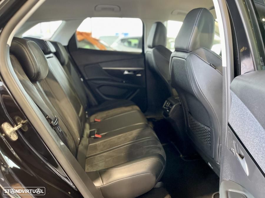 Peugeot 3008 PureTech 130 Stop & Start GPF Crossway - 36