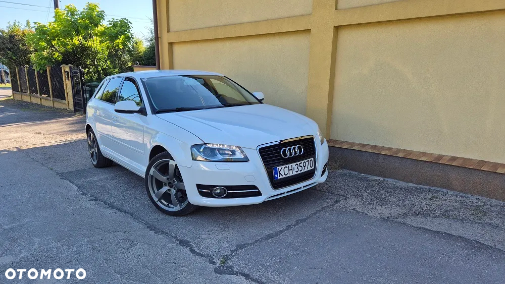 Audi A3 1.6 Sportback S line Sportpaket (plus) - 8