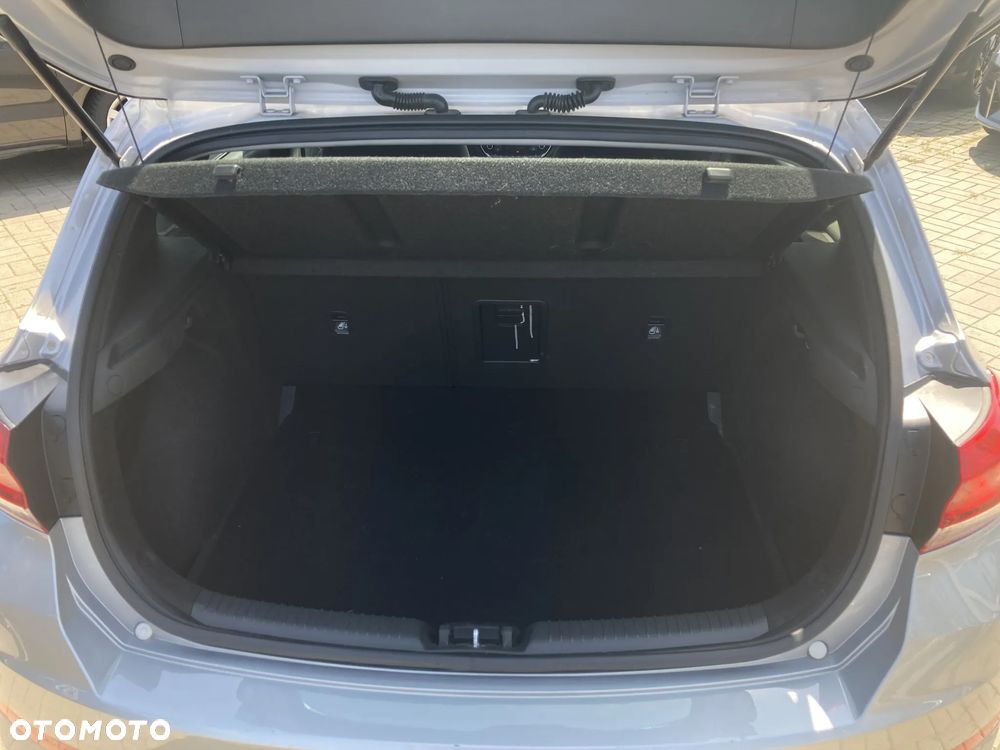 Hyundai i30 1.5 T-GDI 48V Smart - 22