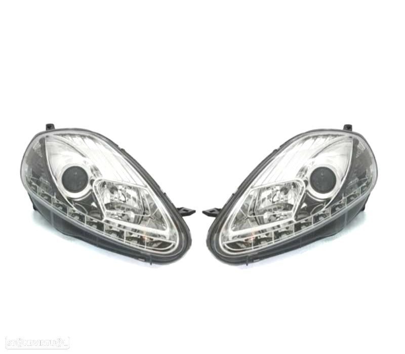 FARÓIS FRONTAIS FIAT GRANDE PUNTO 05-08 LUZ DIURNA FUNDO CROMADO - 1