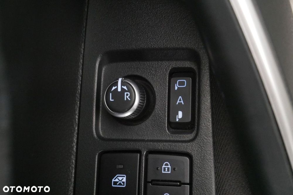 Toyota Corolla - 27