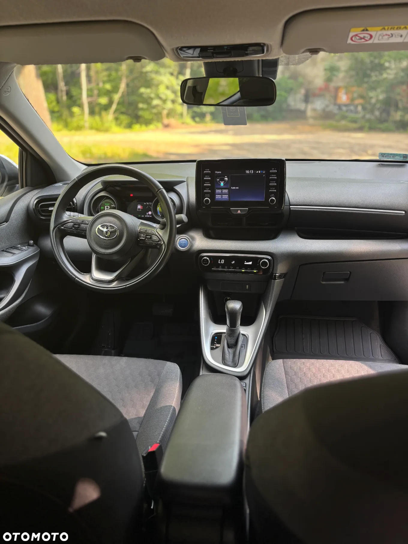 Toyota Yaris Hybrid 1.5 Executive - 7