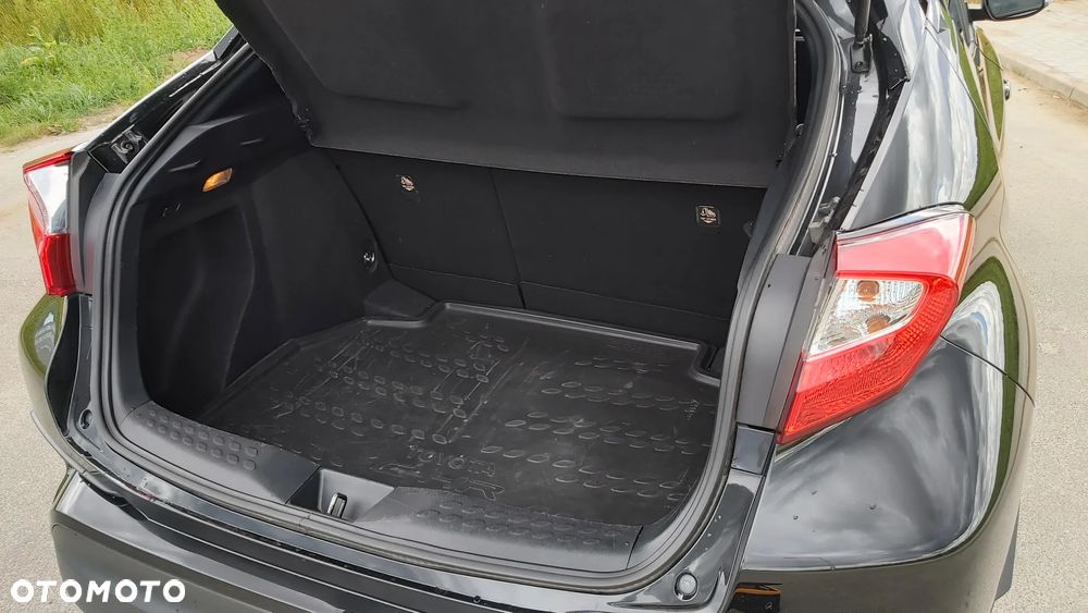 Toyota C-HR 1.8 Hybrid Executive - 8