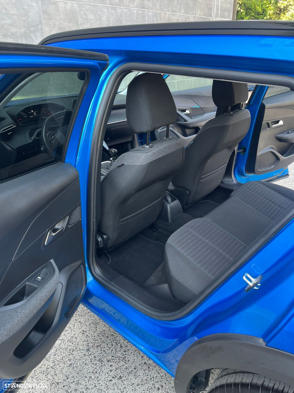Peugeot 2008 1.2 PureTech Allure Pack - 13