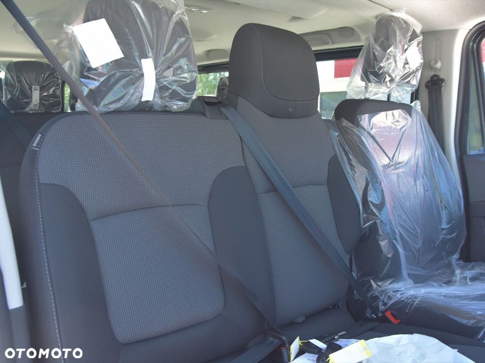 Renault Trafic - 12