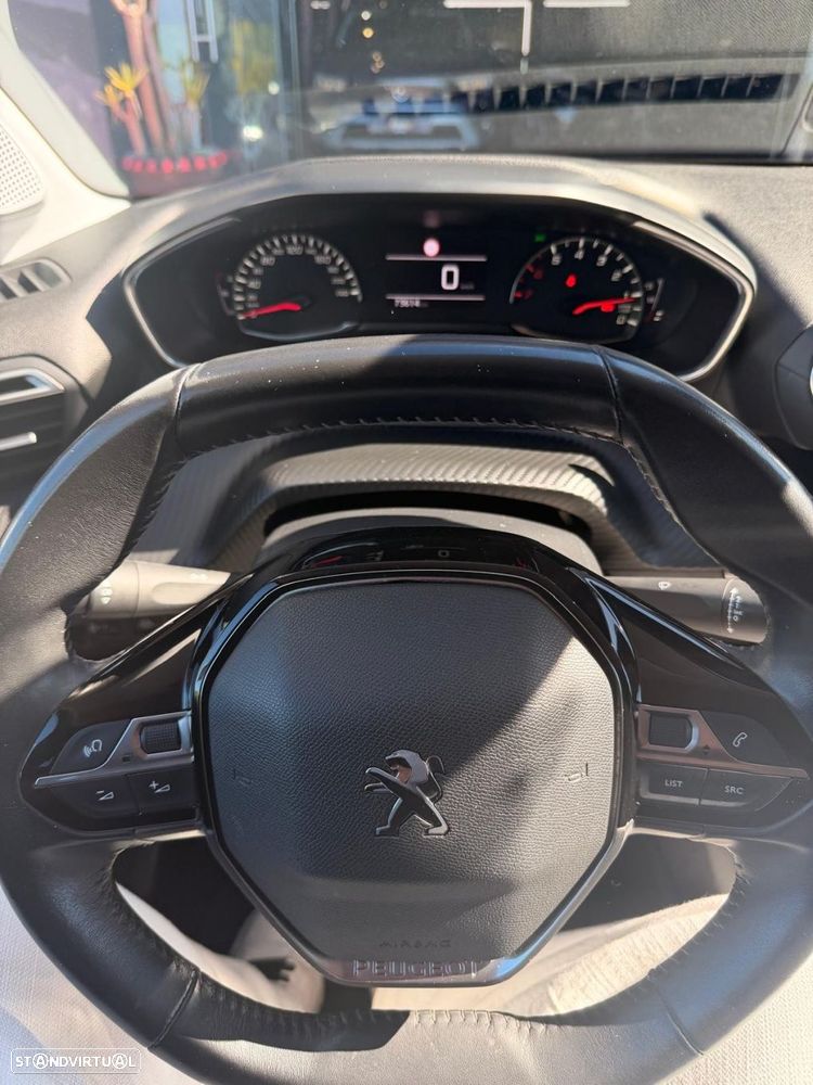 Peugeot 208 1.2 PureTech Active Pack - 22