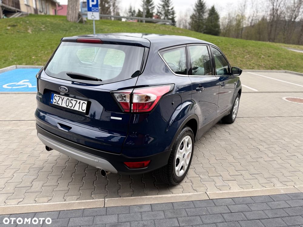 Ford Kuga 1.5 EcoBoost 2x4 Trend - 23