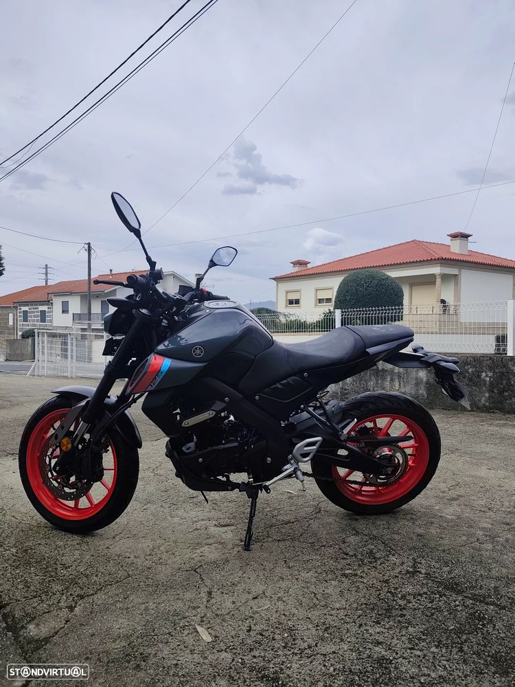 Yamaha MT-125 - 4