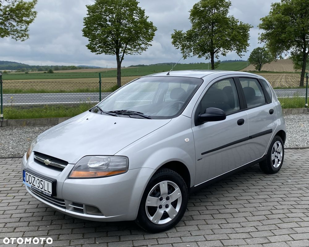 Chevrolet Aveo - 2