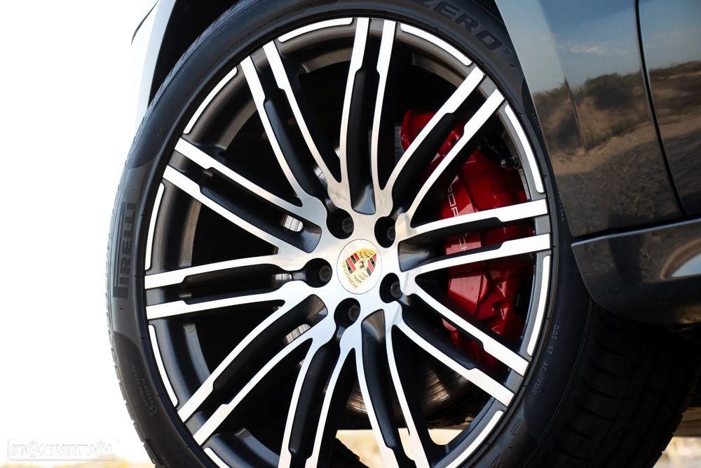 Porsche Macan GTS PDK - 18