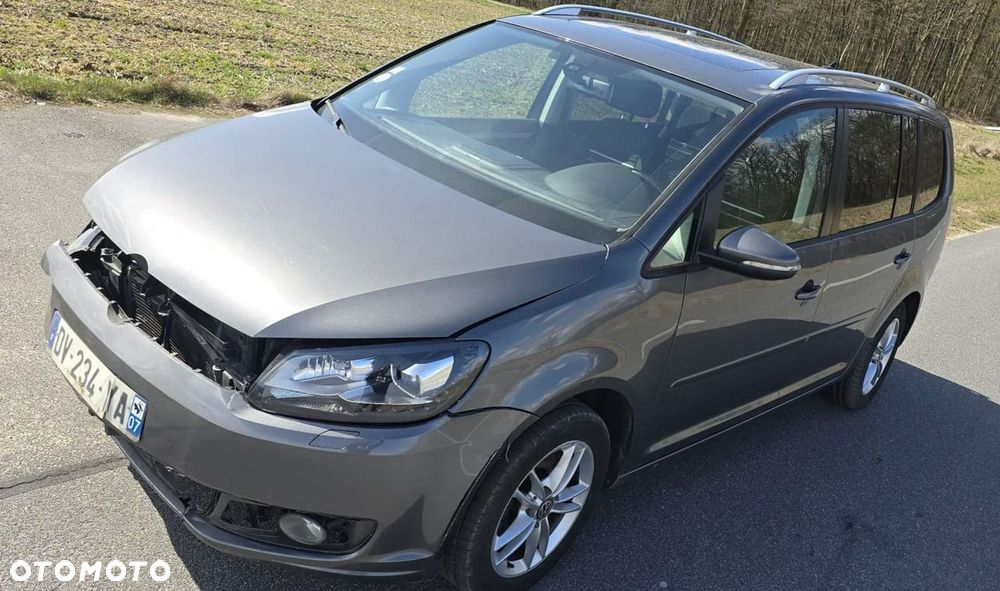 Volkswagen Touran - 21