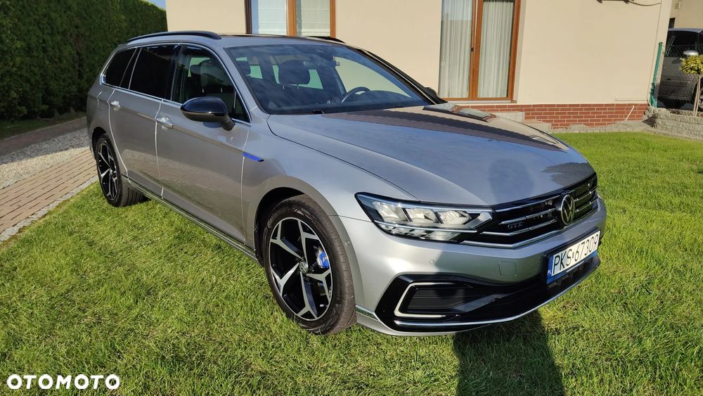 Volkswagen Passat ver-variant-1-4-tsi-plug--in--hybrid-dsg-gte - 8