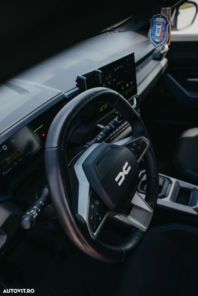 Dacia Duster HEV 140 Journey - 8