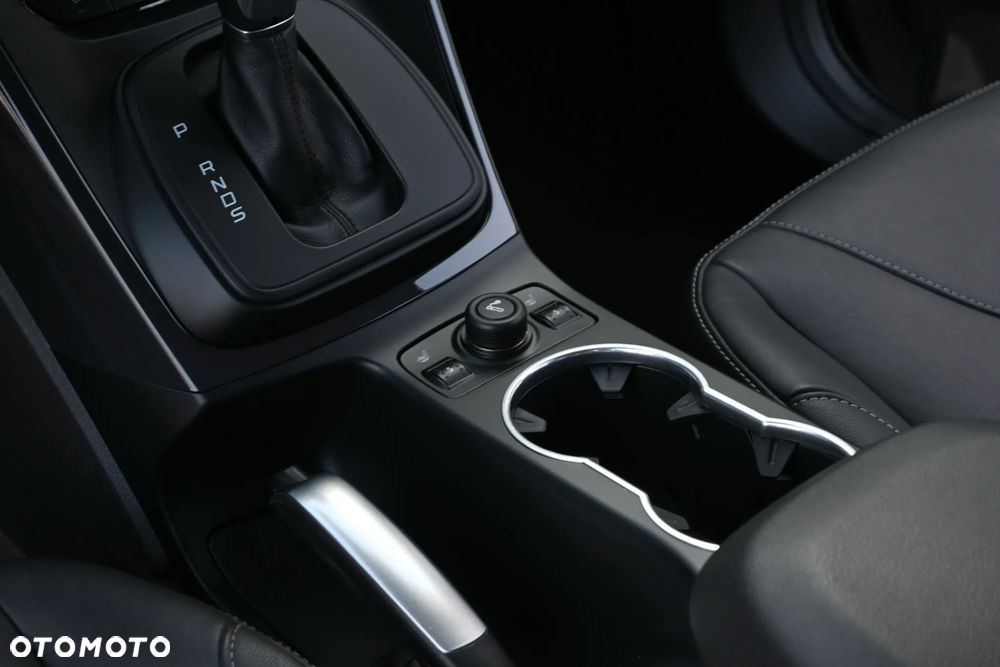 Ford Kuga 2.0 TDCi 4x4 Titanium - 29