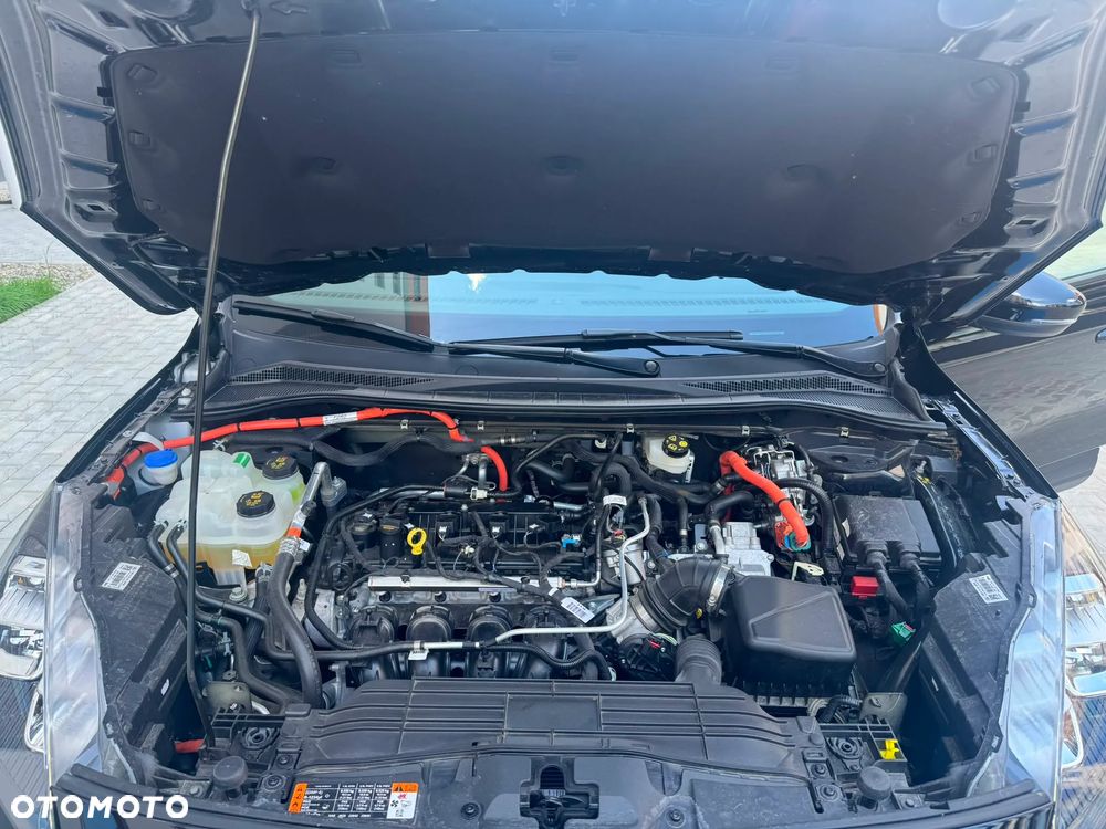 Ford Kuga - 5
