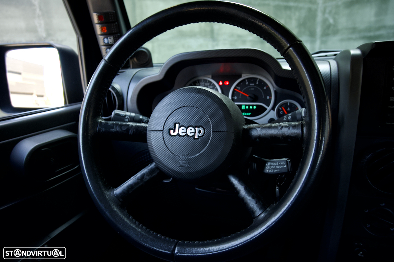 Jeep Wrangler Unlimited 2.8 CRD ATX Sahara Limited - 24