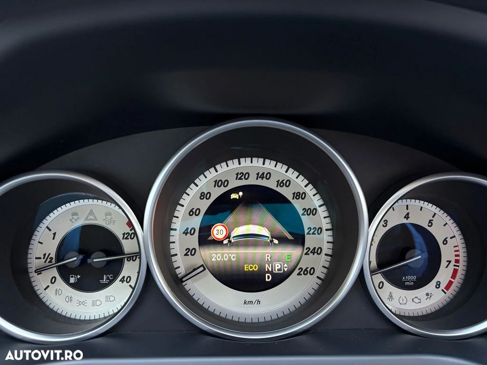 Mercedes-Benz E 250 Cabrio 7G-TRONIC Sport Edition - 20