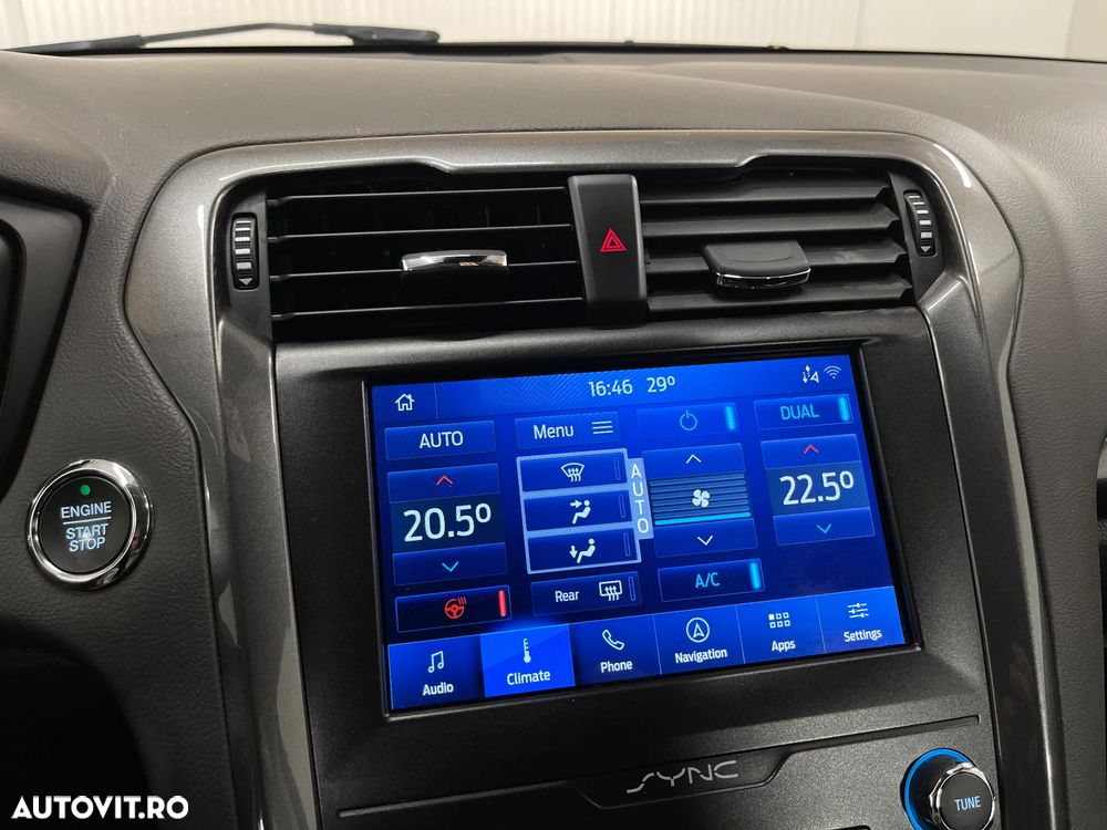 Ford Mondeo 2.0 HEV Titanium - 17