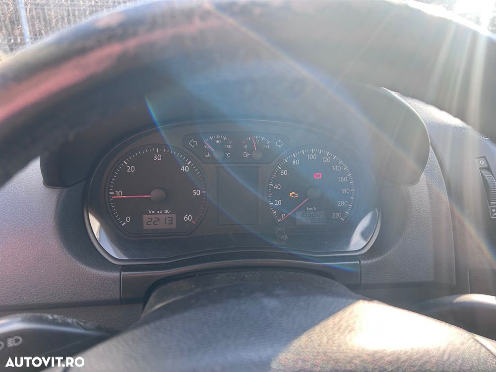 Volkswagen Polo 1.4 TDI Comfortline - 6