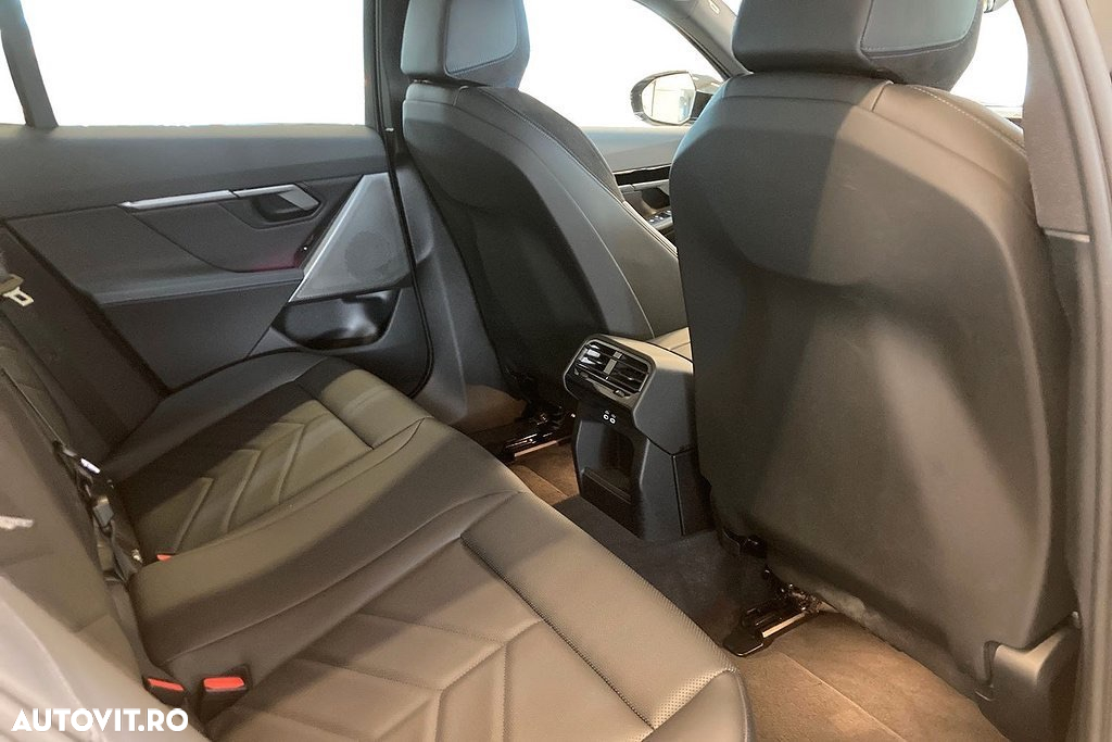 BMW Seria 5 530e xDrive AT PHEV - 16