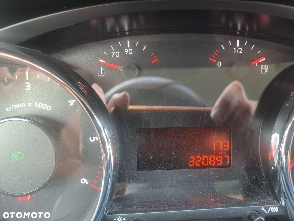 Peugeot 5008 2.0 HDi Active 7os - 18