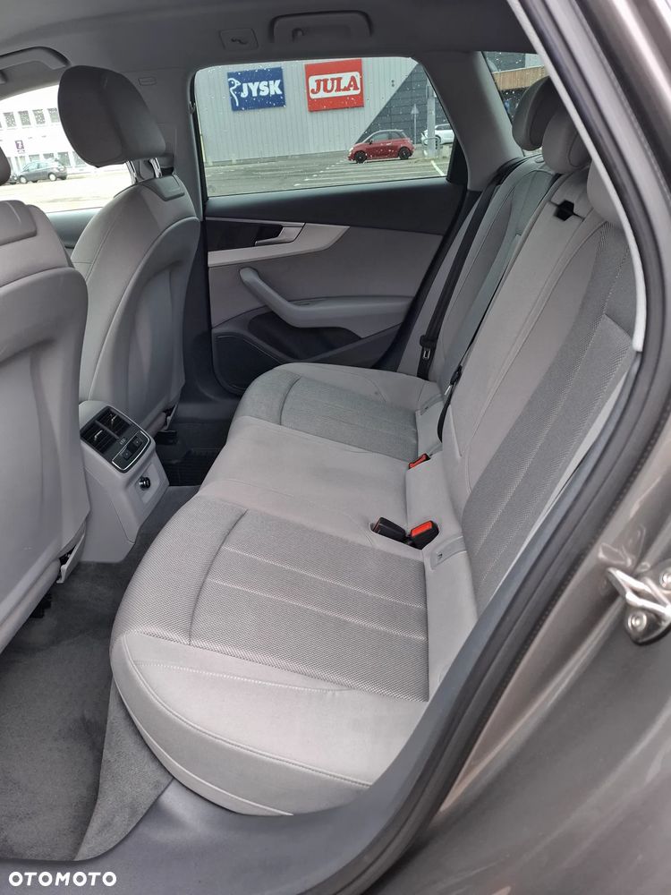 Audi A4 Avant 35 TDI mHEV Advanced S tronic - 12