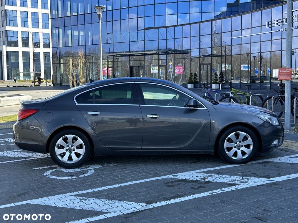 Opel Insignia 2.0 CDTI Edition - 10