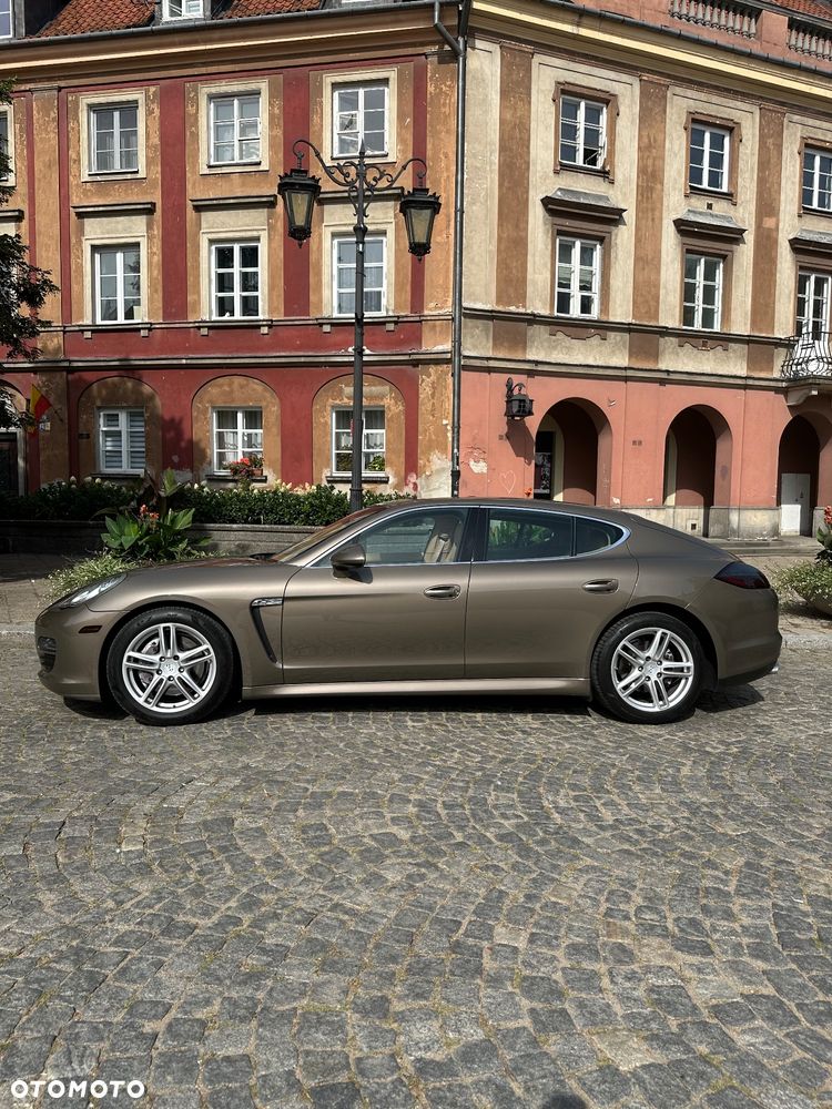 Porsche Panamera PDK - 5