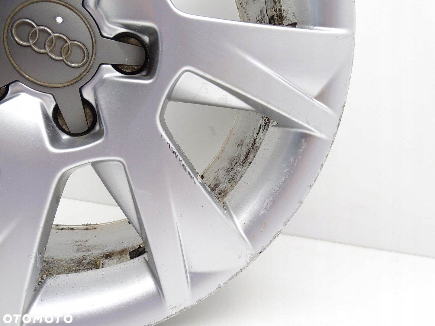 FELGA KOŁO ALUFELGA R17 AUDI A4 B8 A5 8T 7.5J ET28 - 6
