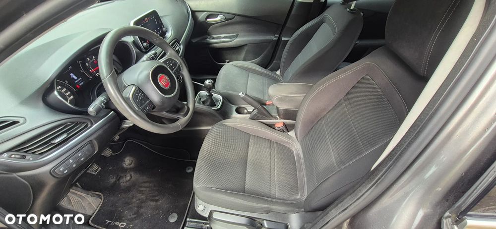 Fiat Tipo 1.4 T-Jet 16v Lounge - 15