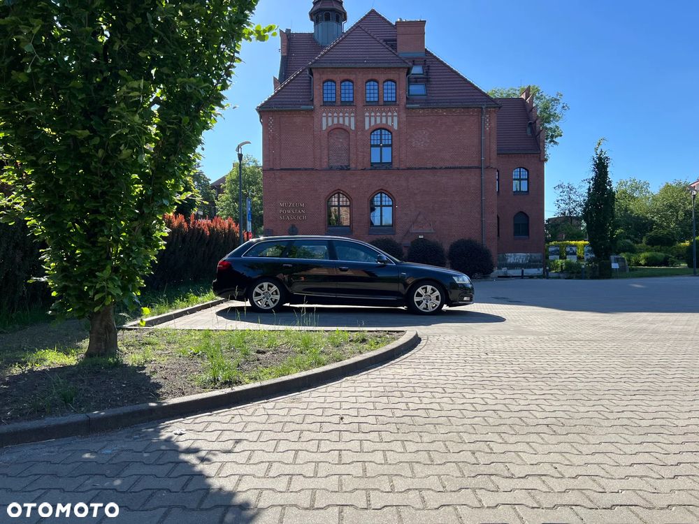 Audi A6 Avant 2.7 TDI DPF quattro tiptronic - 15