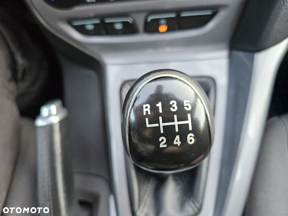 Ford Focus - 27