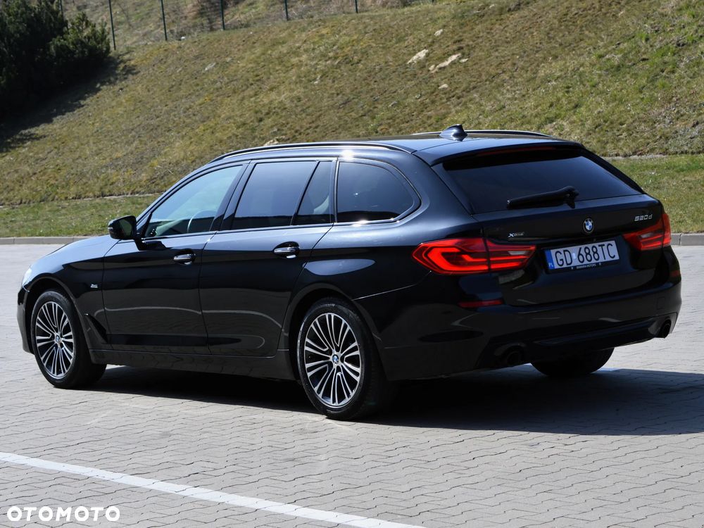 BMW Seria 5 520d xDrive Sport Line sport - 4