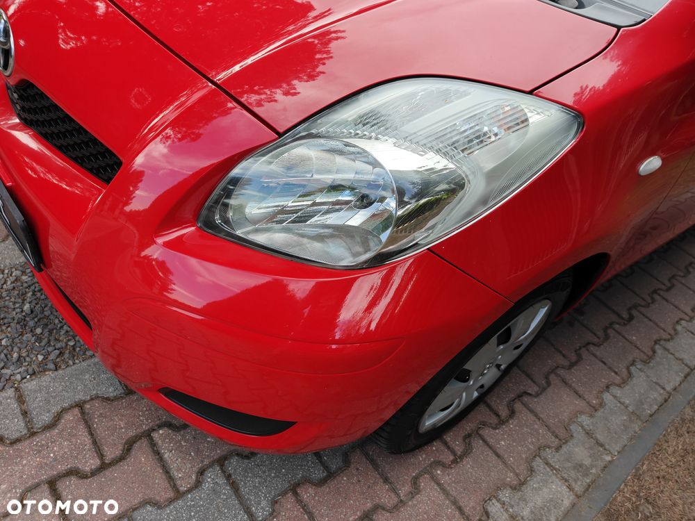 Toyota Yaris - 38