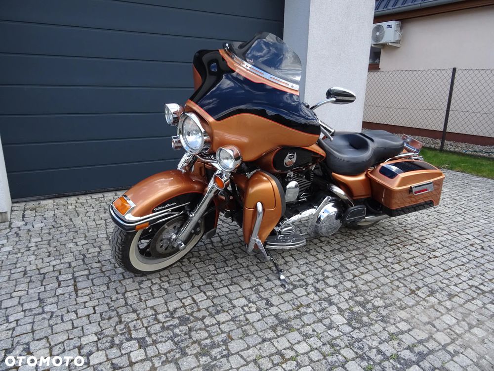 Harley-Davidson Touring Electra Glide - 2