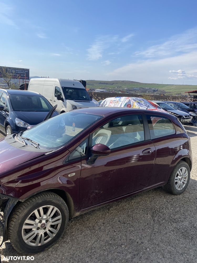 Dezmembrez piese Fiat Grande Punto 2011 - 4