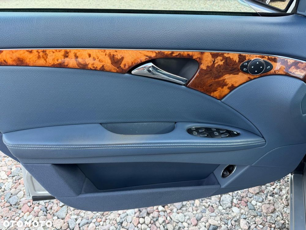 Mercedes-Benz Klasa E 220 CDI T Elegance - 17