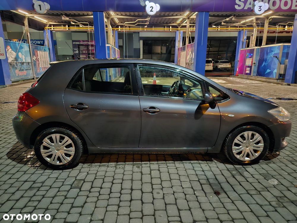 Toyota Auris 1.4 D-4D Premium + EU5 MM - 5