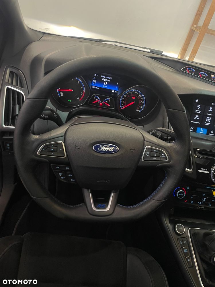 Ford Focus 2.3 EcoBoost RS - 18