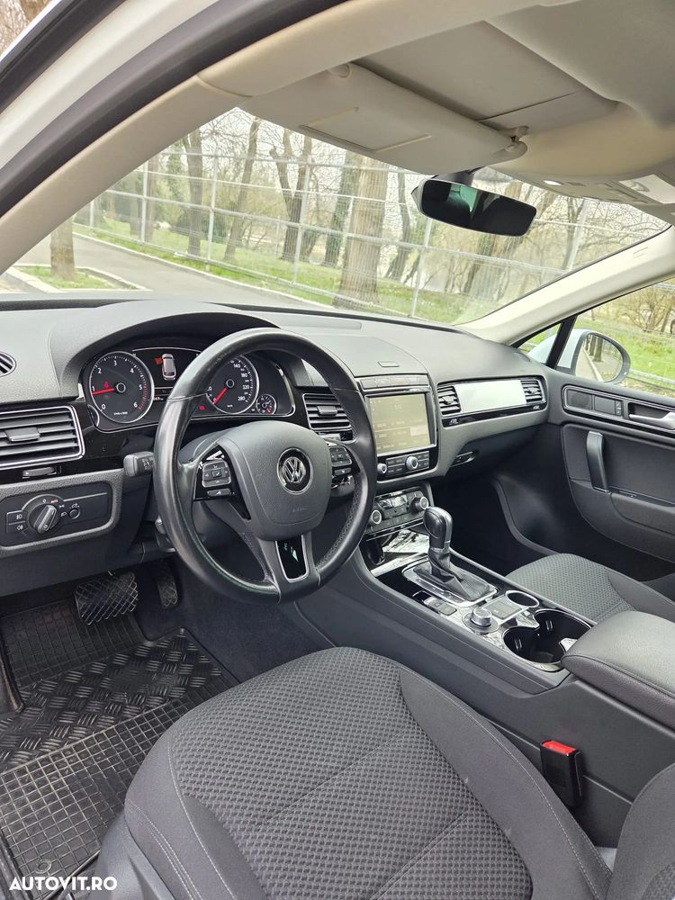 Volkswagen Touareg - 15