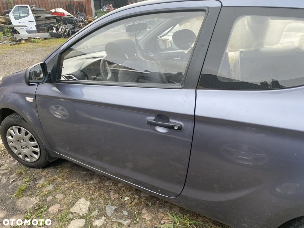 HYUNDAI I20 08-14 3D DRZWI LEWE PRAWE KOMPLETNE SZYBA PODNOŚNIK ZAMEK KOLOR 2E - 2