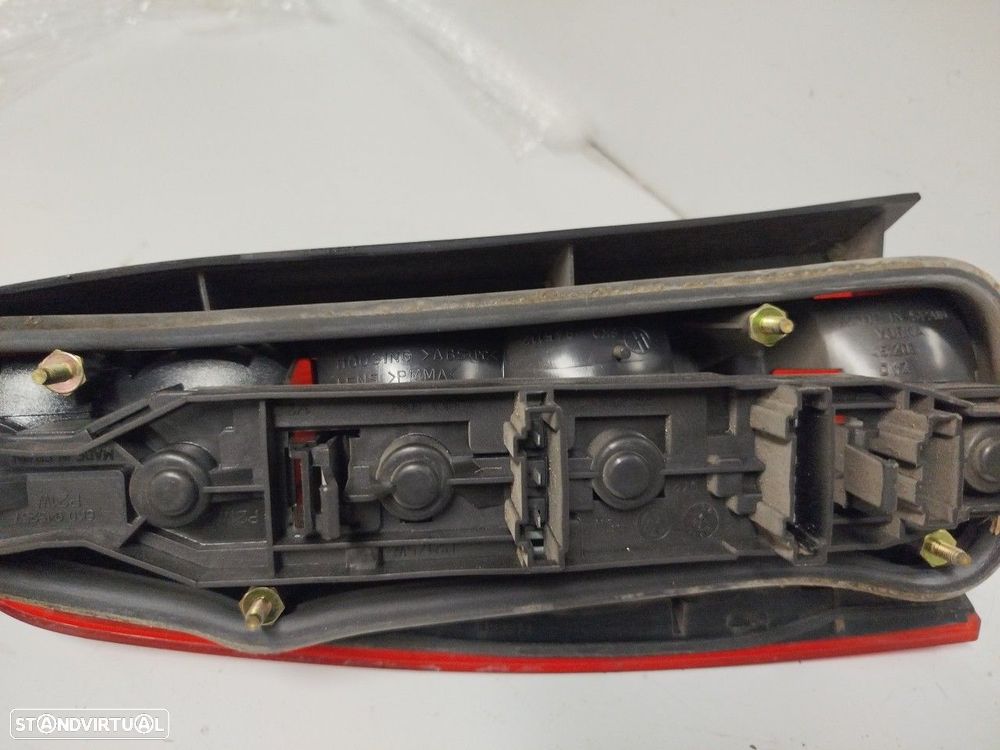 Farolim Stop Dto Volkswagen Polo Variant (6V5) - 2