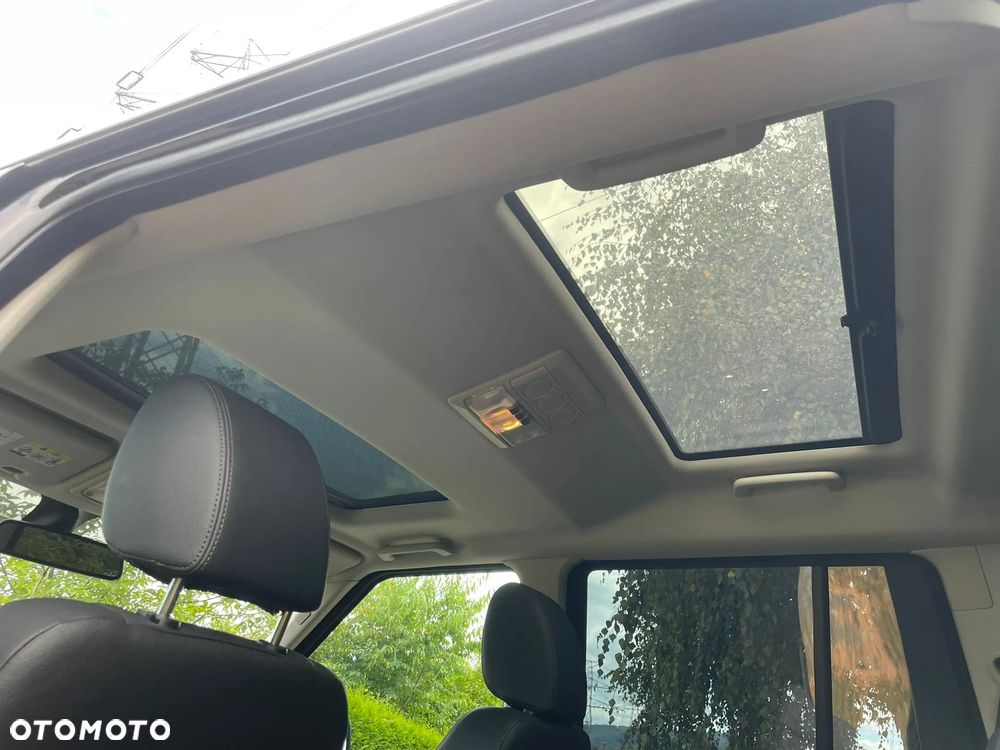 Land Rover Discovery III 2.7D V6 HSE - 14
