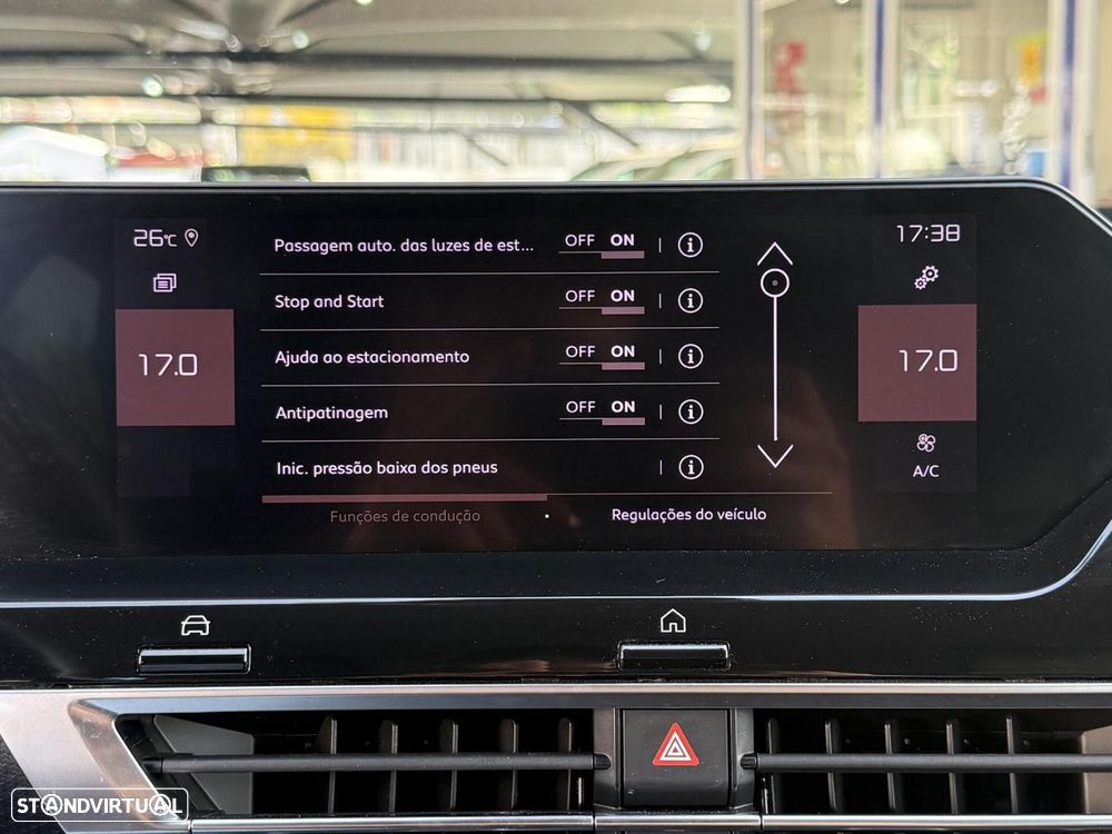 Citroën C4 1.2 PureTech Shine EAT8 - 31