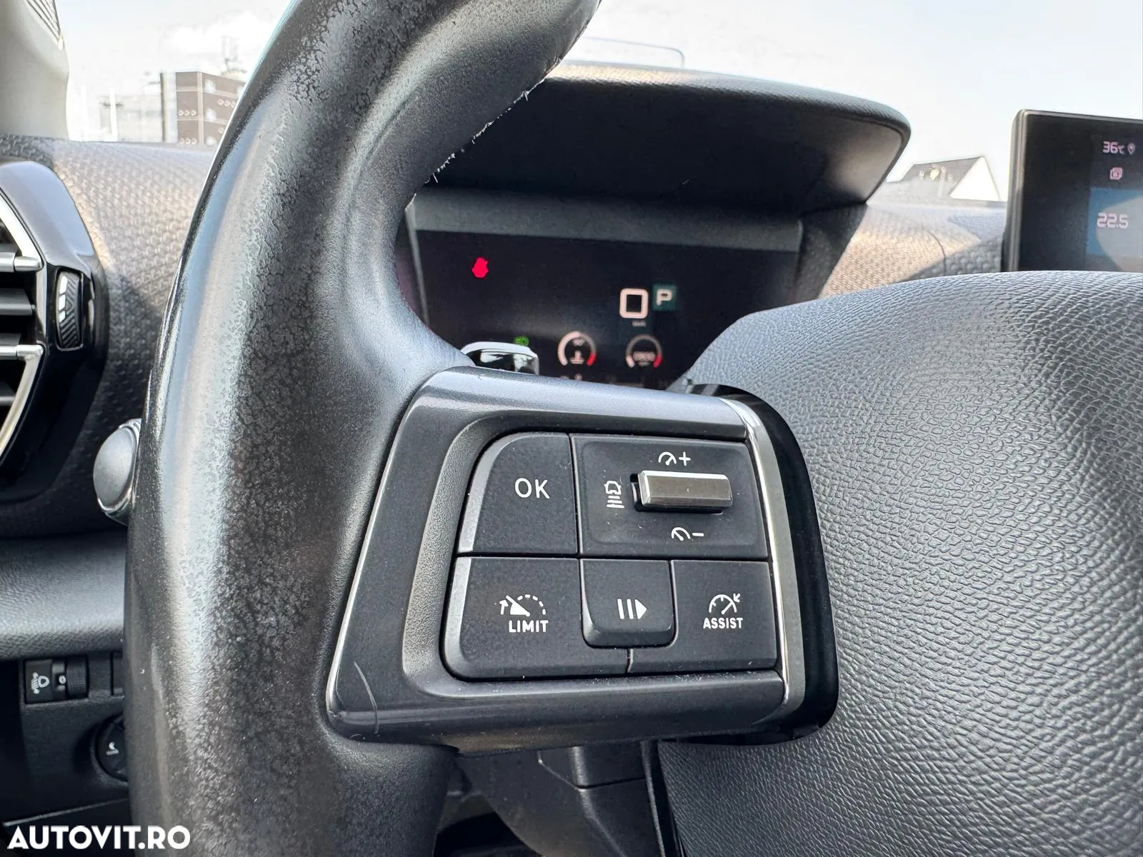 Citroën C4 1.2 PureTech S&S EAT8 Shine - 35