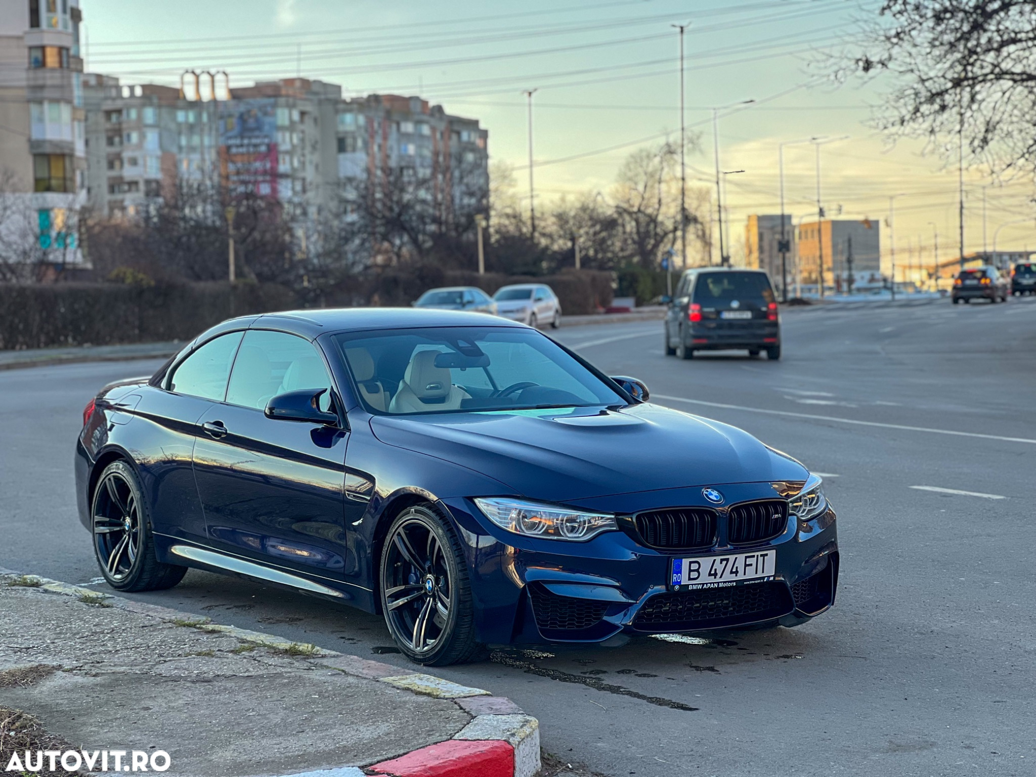 BMW M4 Cabrio DKG - 13
