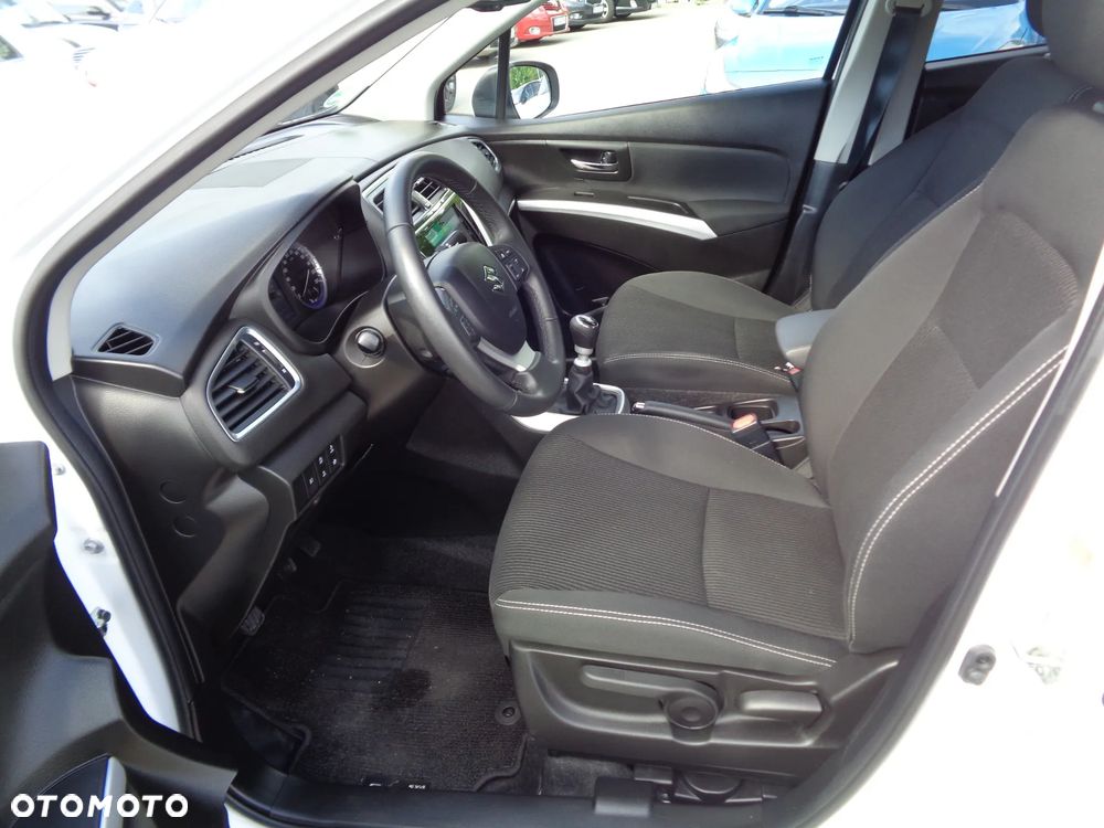 Suzuki S-Cross 1.4 BoosterJet Hybrid Comfort - 10