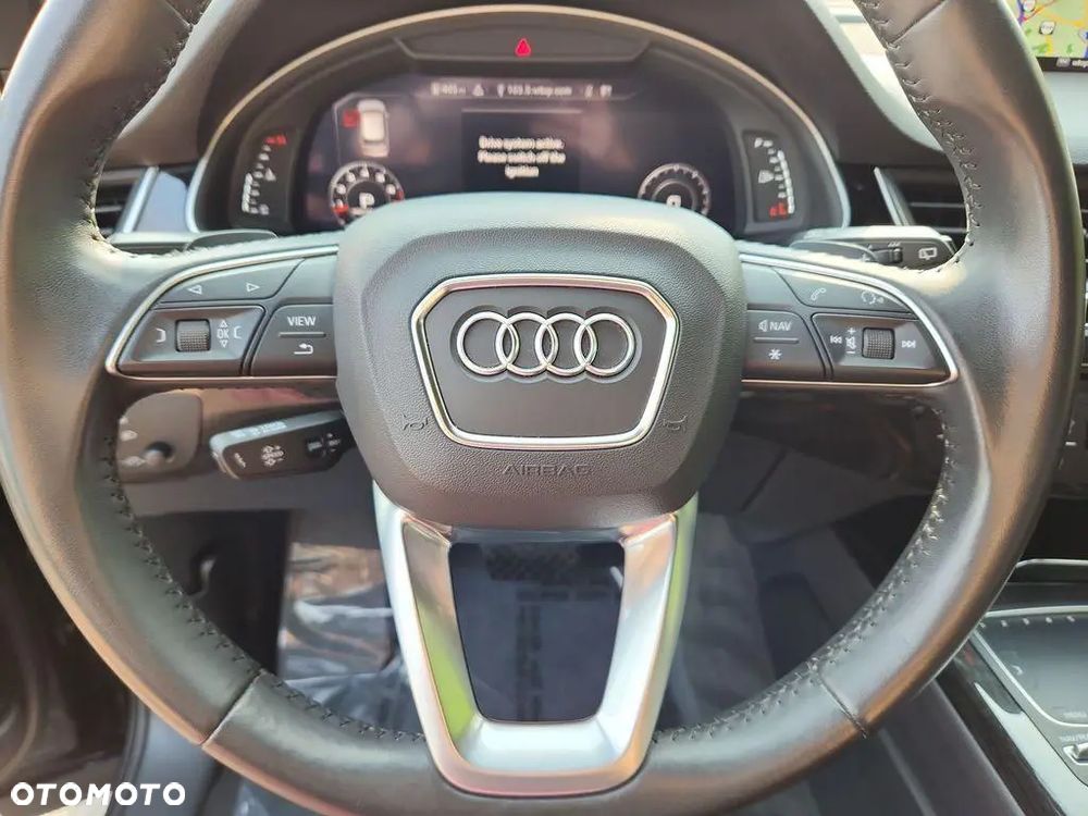 Audi Q7 - 12