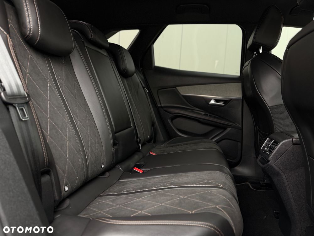 Peugeot 3008 BlueHDi 180 Stop & Start EAT8 GT - 28