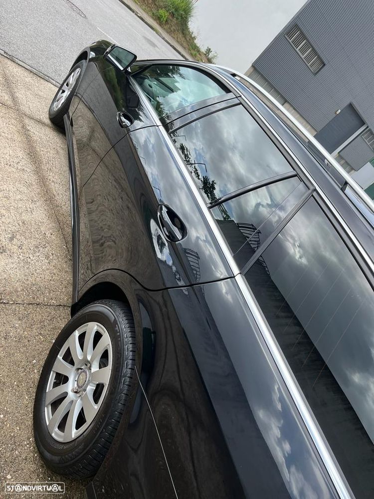 Mercedes-Benz E 200 BlueTEC Avantgarde Auto - 8